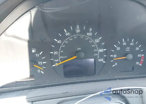 2001 Mercedes-Benz E 430 z USA, uszkodzony, nr VIN WDBJF70J91X061732